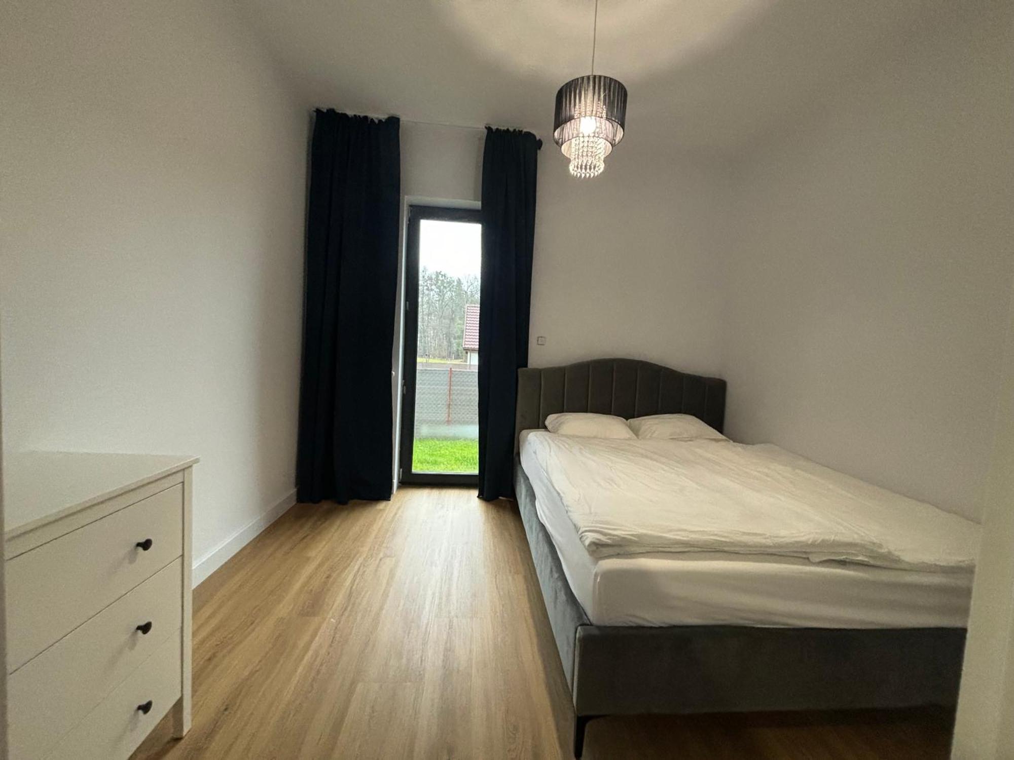 Enklawa - Nowoczesny Dom Nad Jeziorem, 6 Sypialni, Jacuzzi * Winiec